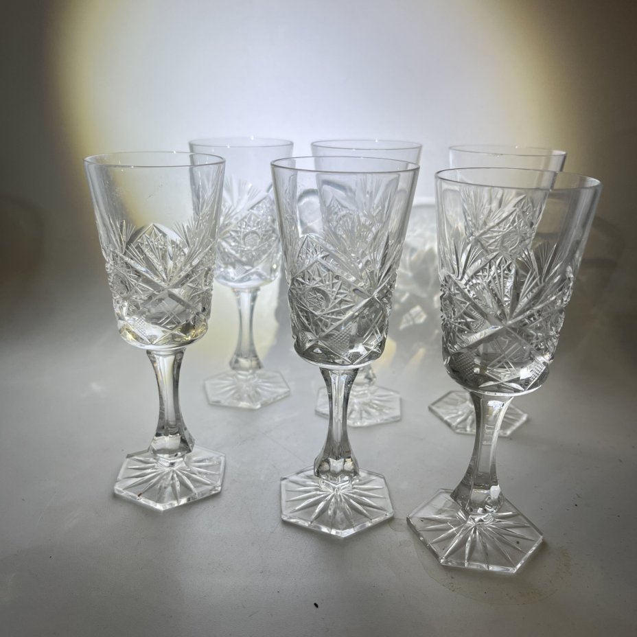 Набор из 6 рюмок с геометрическим резным декором, хрусталь, алмазная грань, СССР, 1970-1990 гг.