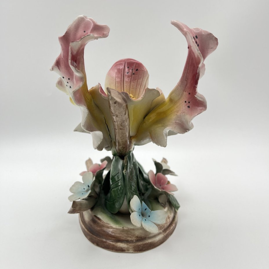 Статуэтка "Цветочная композиция", фарфор, роспись, Capodimonte (Каподимонте), Италия, 1960-1980 гг.