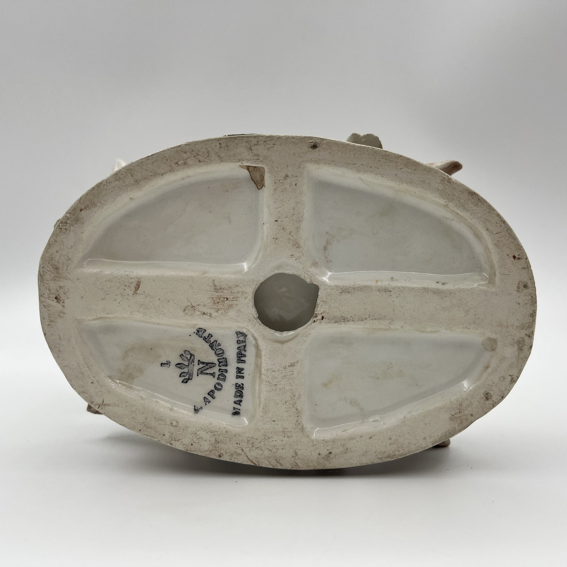 Статуэтка "Цветочная композиция", фарфор, роспись, Capodimonte (Каподимонте), Италия, 1960-1980 гг.