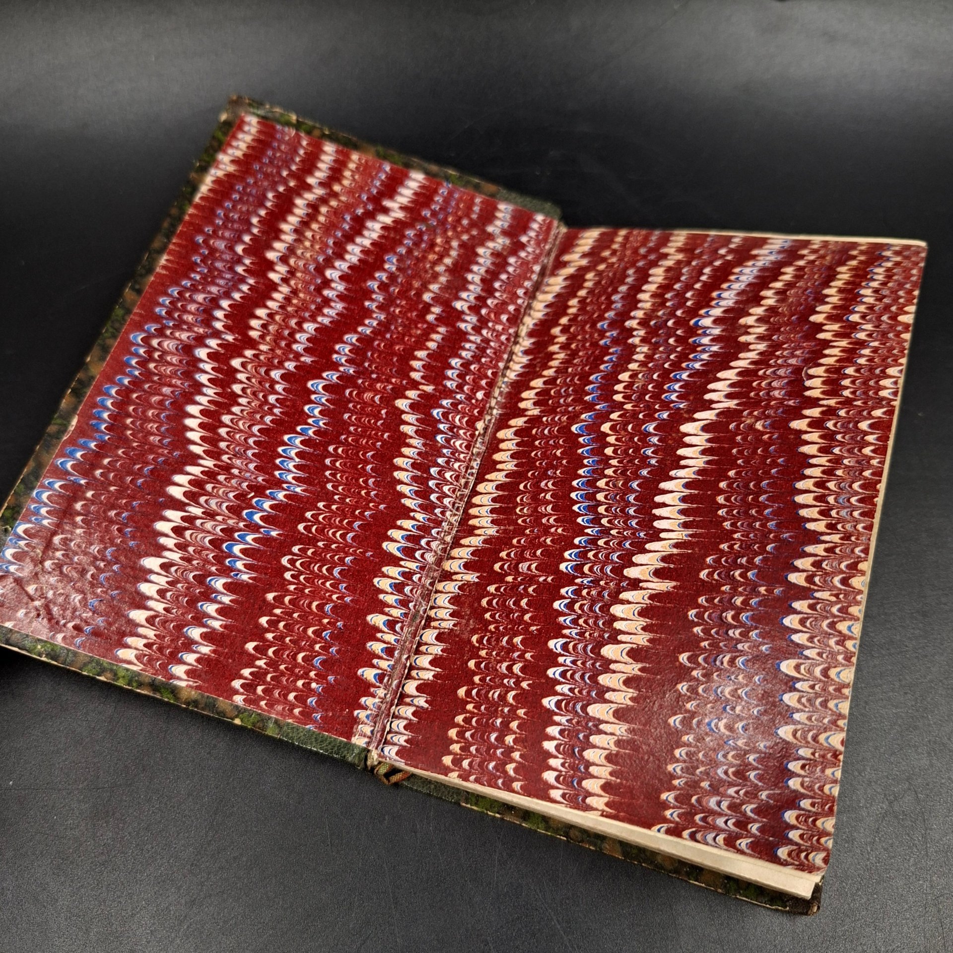 Хемницер Иван Иванович "Басни и сказки", бумага, печать, кожаный корешок, Российская империя, 1860-1910 гг.