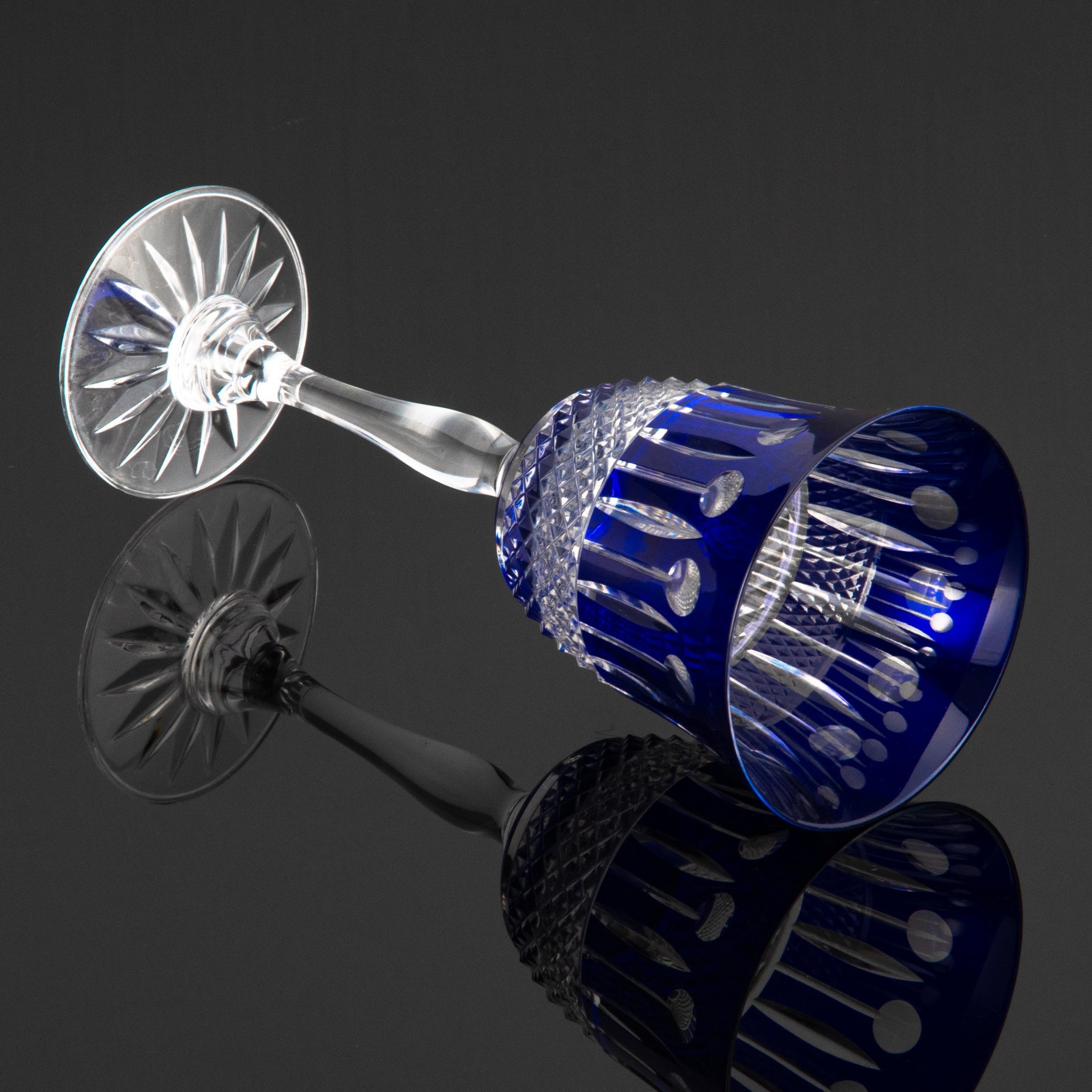 Бокал "Cristal de Paris" с линзообразным и сетчатым декором