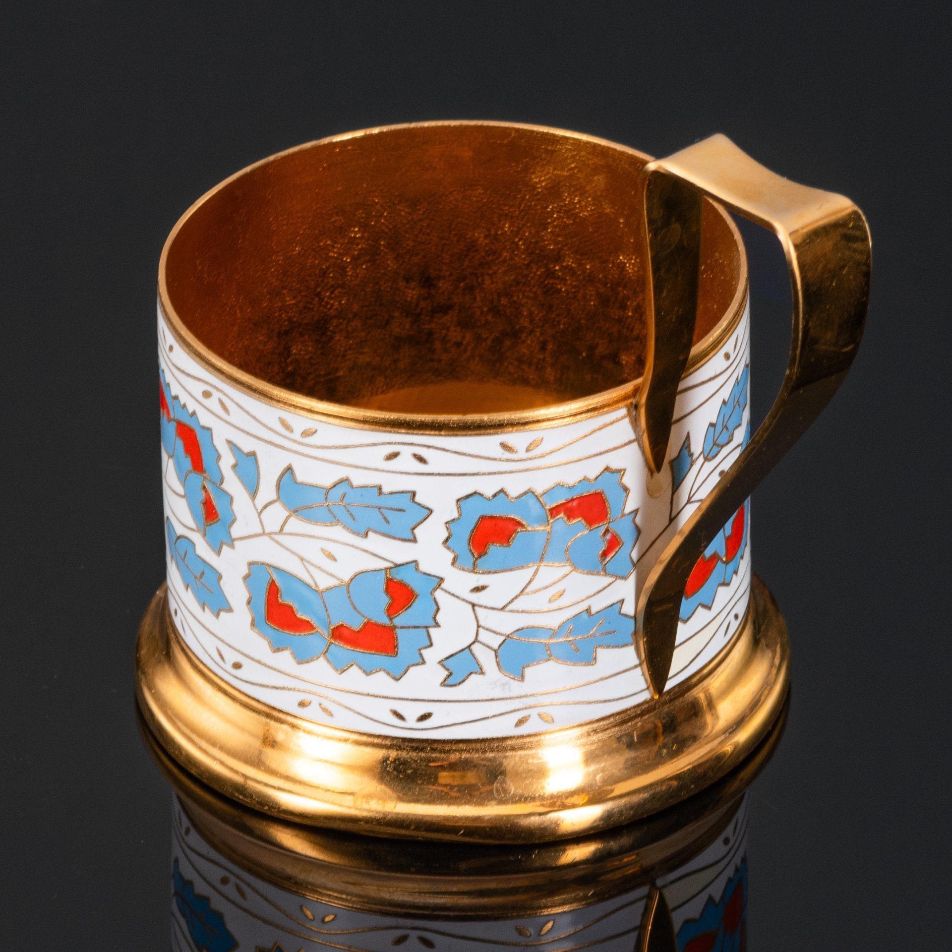 Подстаканник "Орехи" (белый фон), латунь, эмаль, золочение, Ленинградская ювелирная фабрика, СССР, 1970-1980 гг., Ленинградская ювелирная фабрика