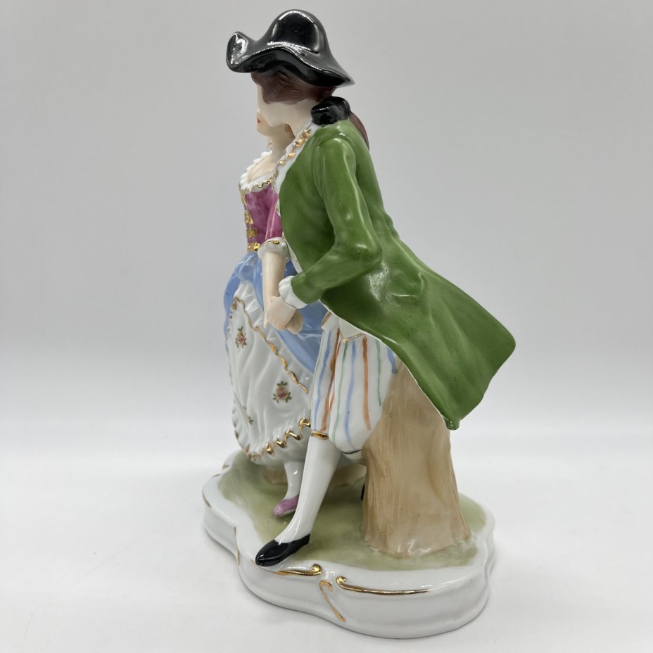 Статуэтка "Галантная сцена", CDC Rococo Collection