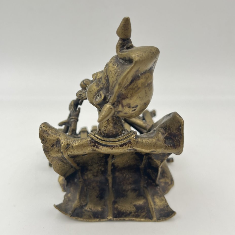 Скульптура "Музыкант, играющий на металлофоне" ("Ударник")