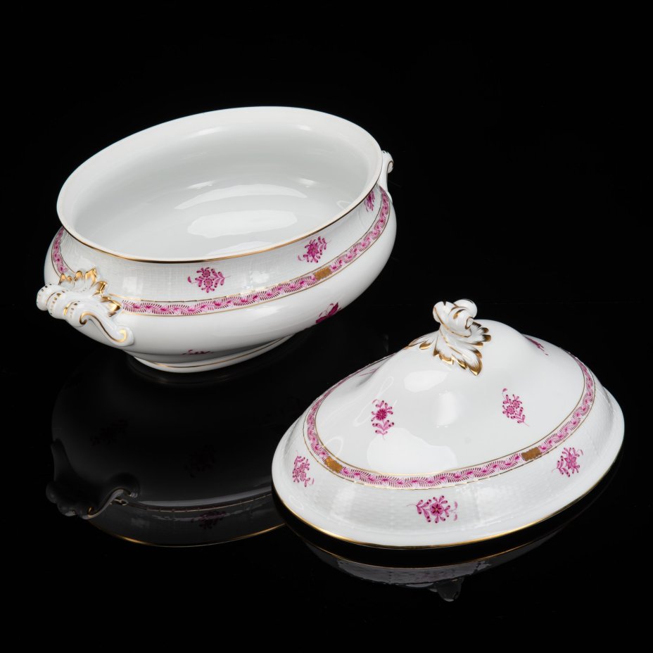Супница, выполненная в фирменном дизайне "Chinese Bouquet/Apponyi Purpur", Herend (Херенд)