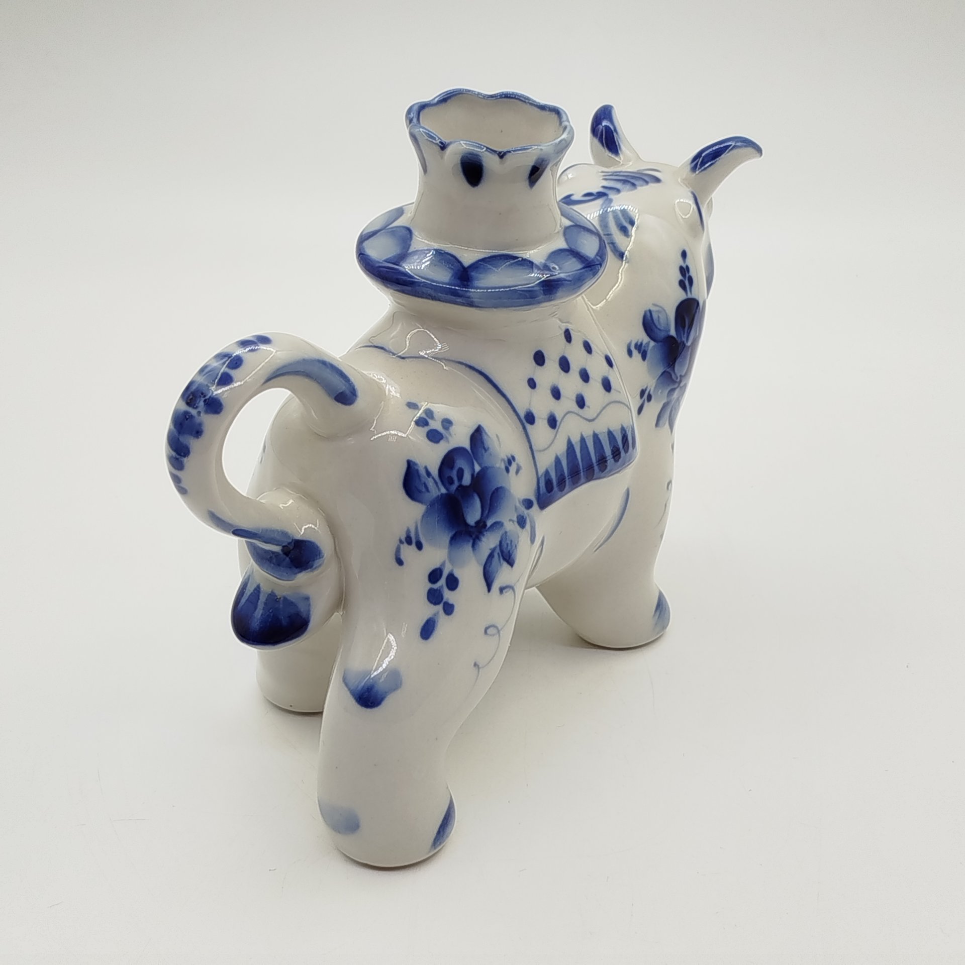 Подсвечник "Бык"