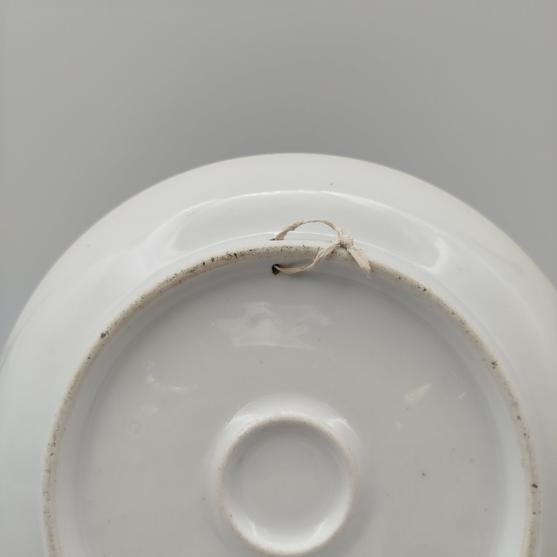 Тарелка настенная декоративная "Дети на природе", фарфор, деколь, роспись, Западная Европа, 1880-1910 гг.