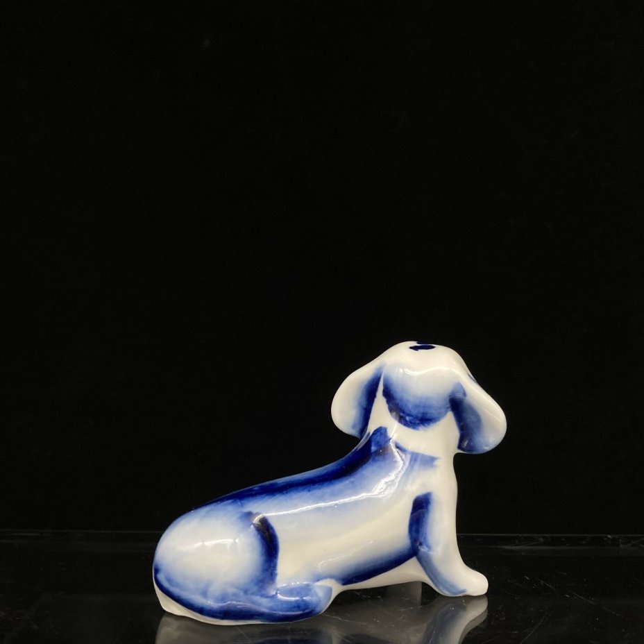 Статуэтка "Собака", керамика, Гжельский керамический завод, Россия, 1990-2000 гг., Гжельский керамический завод