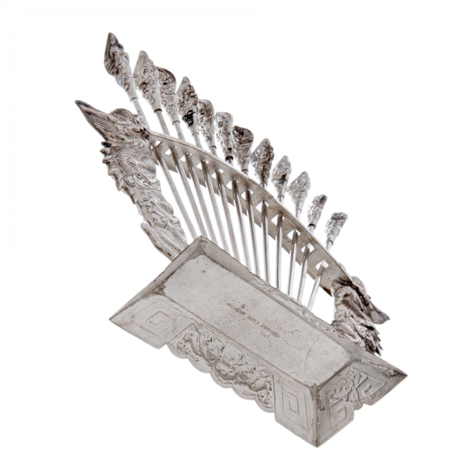 Набор из 12 шпажек на подставке, серебро 900 пр., Вьетнам, 1950-1960 гг.