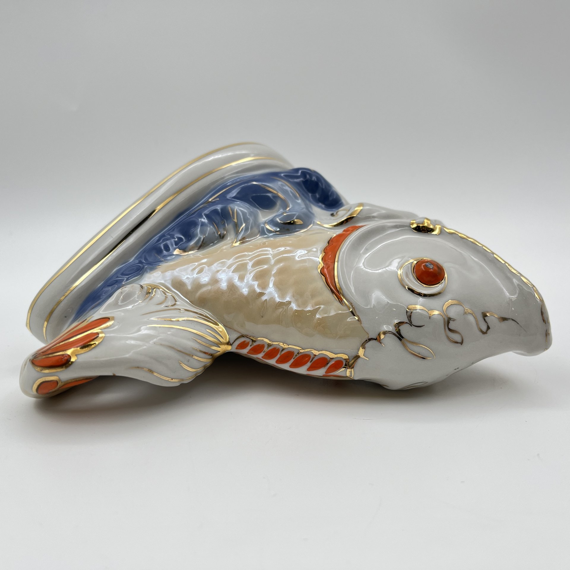 Салфетница "Рыба", фарфор, роспись, золочение, Коростенский фарфоровый завод (КФЗ), СССР, 1960-1990 гг.