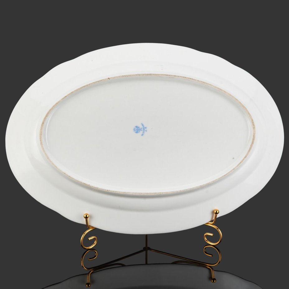 Блюдо большое, фарфор, роспись, эмаль, золочение, Товарищество М.С. Кузнецова в Вербилках (г. Дмитров), Российская империя, 1891-1917 гг.