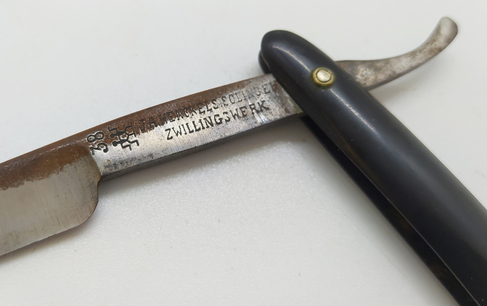 Бритва опасная "J.A. Henckels, Solingen, Zwillingswerk" в футляре, Solingen