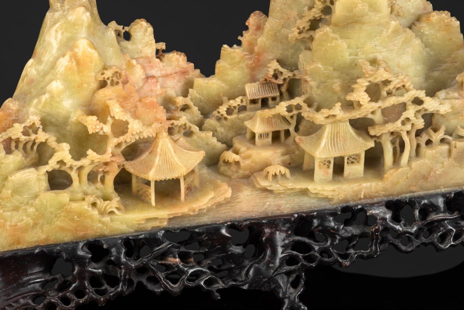 Статуэтка "Вид на пагоды", талькохлорит (мыльный камень), резьба