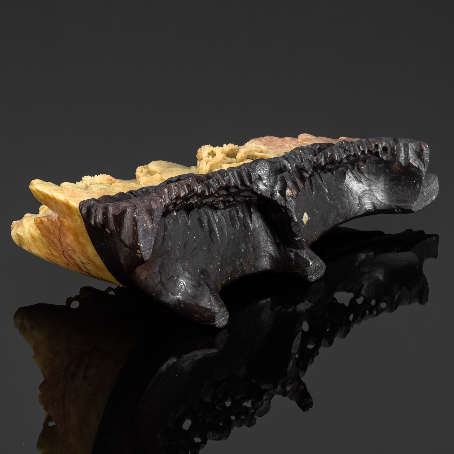 Статуэтка "Вид на пагоды", талькохлорит (мыльный камень), резьба, Азия