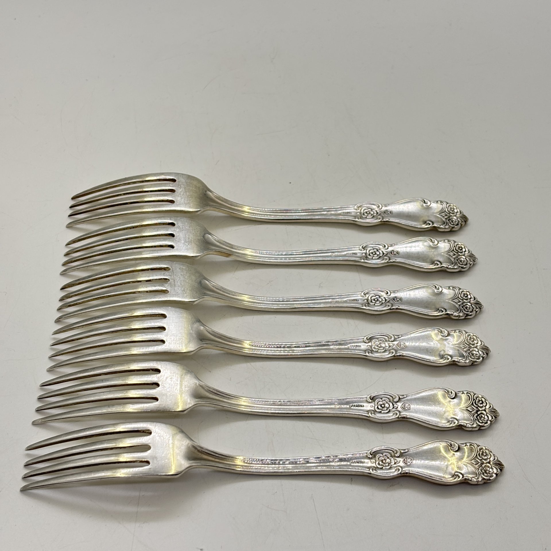 Набор из шести десертных вилок "Серебряная роза", мНЦ (медь-никель-цинк), Кольчугинский завод цветных металлов, СССР, 1970-1990 гг.