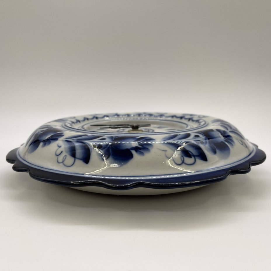 Часы настенные с изображением цветов, Гжель