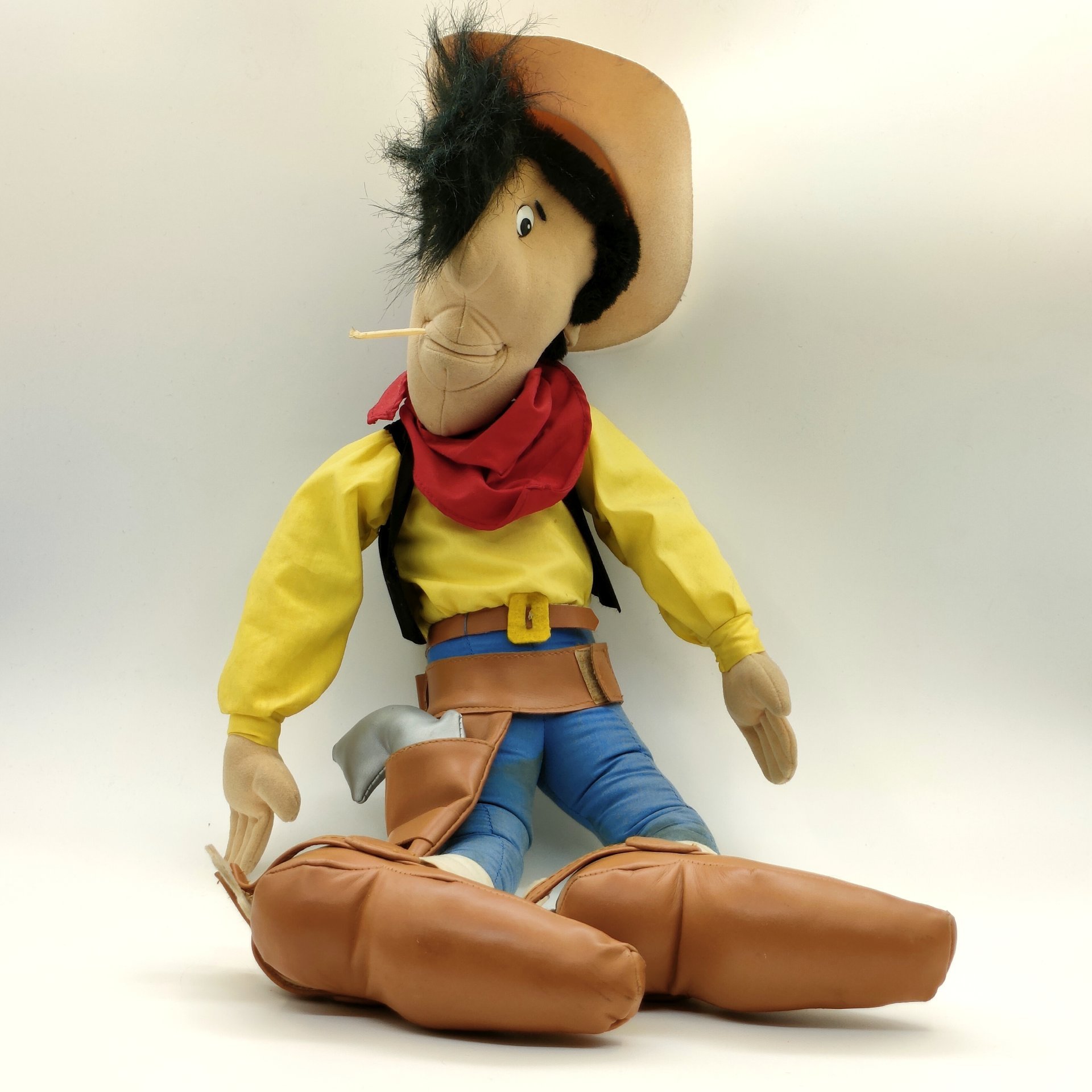 Мягкая игрушка "Счастливчик Люк" (Лаки Люк/Lucky Luke), Michael Mühleck GmbH, ткань, набивка, искусственная кожа, пластмасса, пошив машинный, Германия, 1995 г.