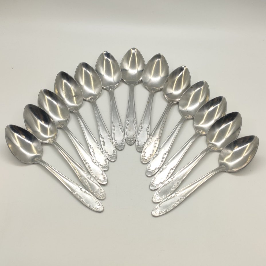 Набор из 13-ти столовых ложек с растительным декором, Производственное объединение "Мосметаллопосуда", алюминий, СССР, 1972-1982 гг.