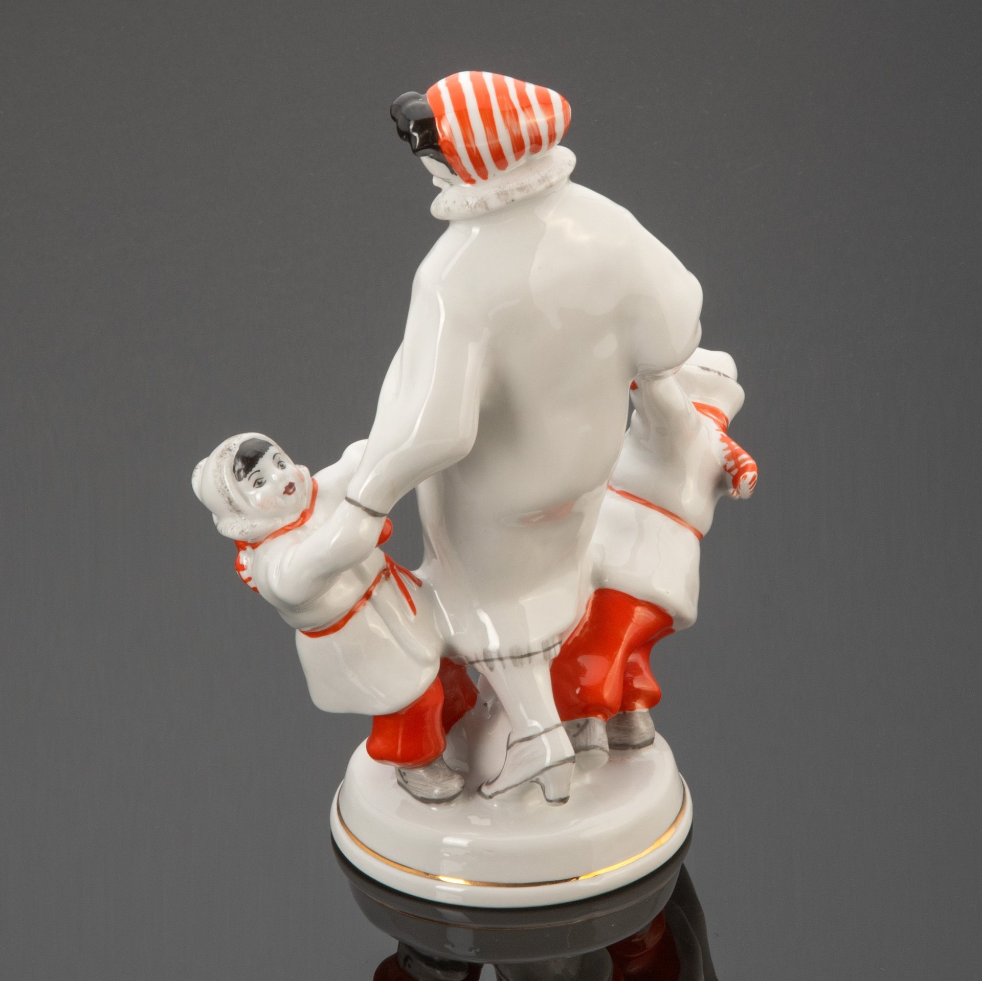 Статуэтка «Близнецы», скульптор Малышева Н.А., Дулевский фарфоровый завод (Дулёво)