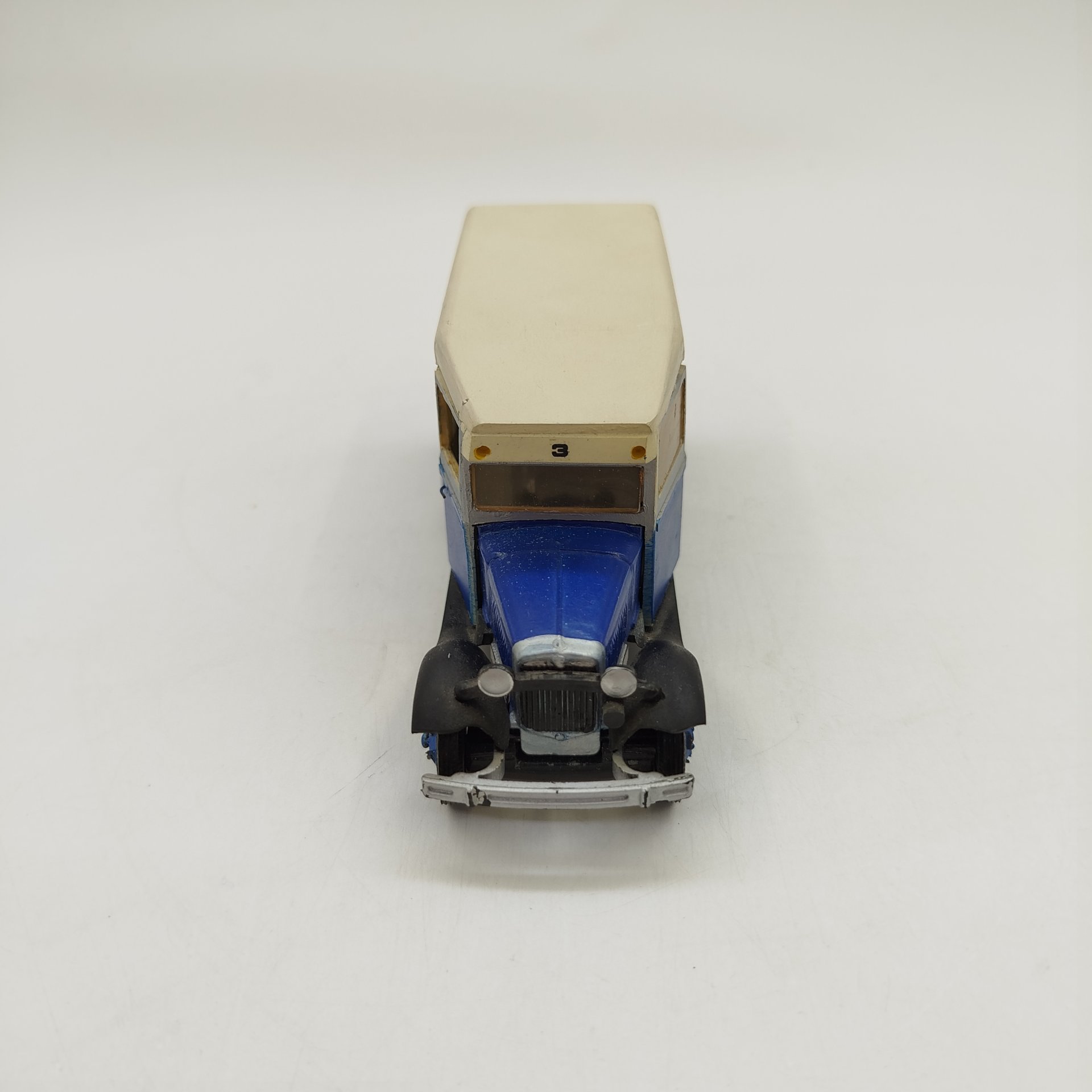 Модель автобуса ГАЗ 03-30, масштаб 1:43, пластик, металл, СССР, 1970-1980 гг.