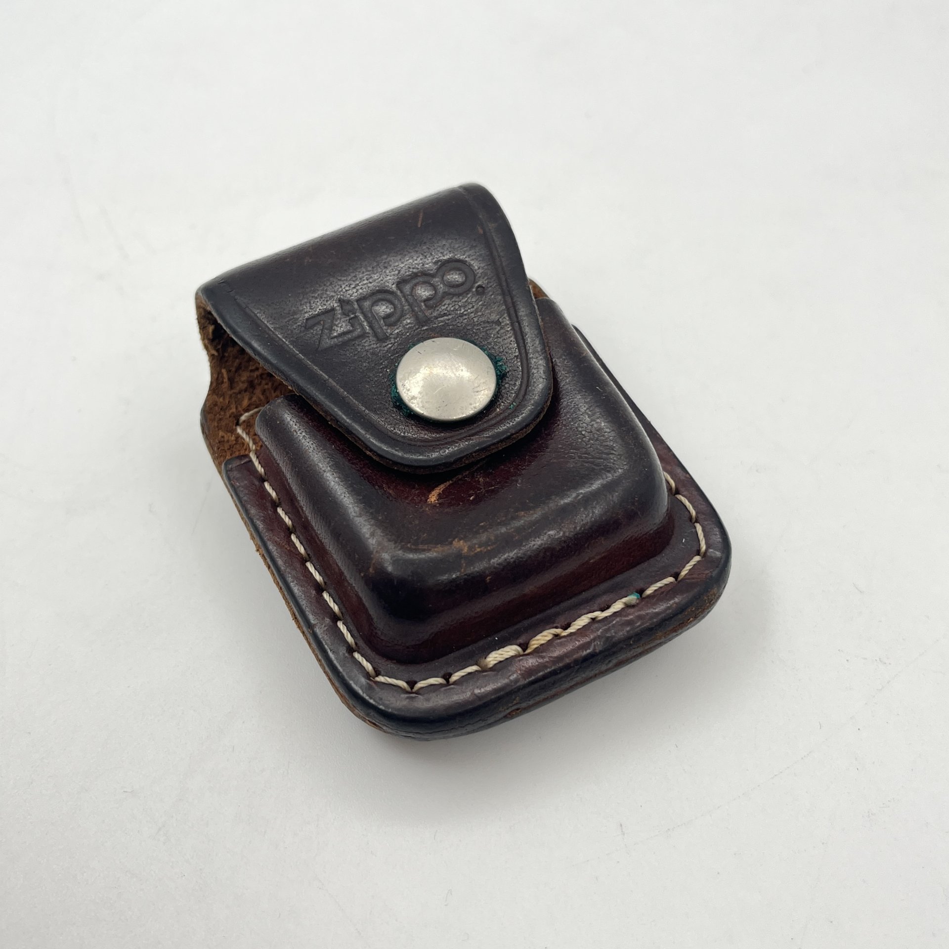 Чехол для зажигалки Zippo с металлическим фиксатором на ремень, кожа, сплав металлов, Zippo, США