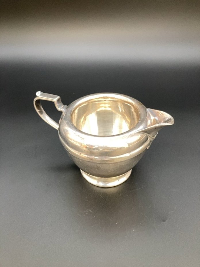 Молочник, Mappin & Webb, Великобритания