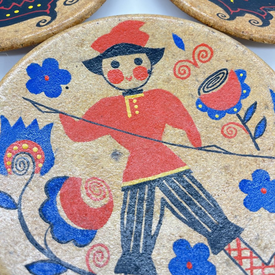 Набор из 3 настенных тарелок с росписью в русском народном стиле, пробка, крытье