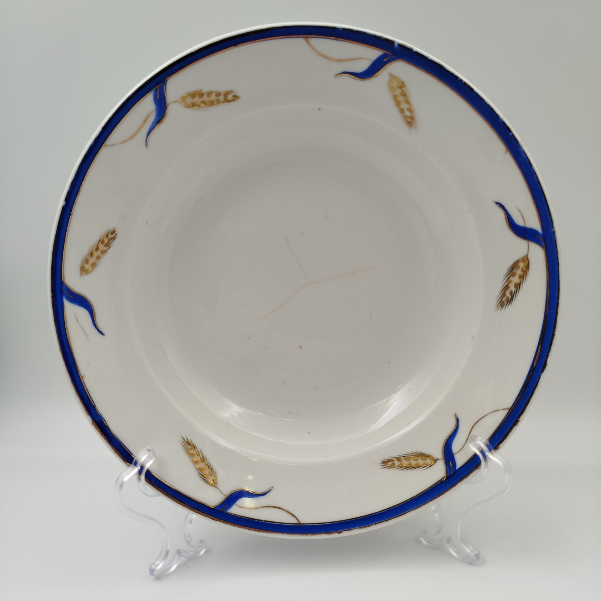 Набор обеденных тарелок "Золотые колосья" (обеденная и суповая), автор росписи Мысягин В.П., фарфор, роспись, золочение, Дулевский фарфоровый завод (Дулёво), СССР, 1951 г.