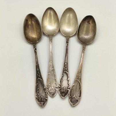 Набор из 4-х чайных ложек с орнаментированными черенками, металл, Московский платиновый завод «Платиноприбор» (МПЗ), СССР, 1930-1940 гг.