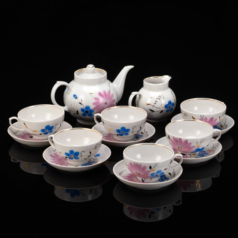 Сервиз чайный с цветочным декором в виде астр на 6 персон (14 предметов), фарфор, роспись, золочение, Дулевский фарфоровый завод (Дулёво), СССР, 1968-1991 гг.