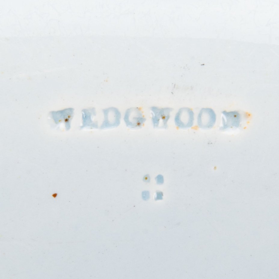 Блюдо в стиле шинуазри, фаянс, деколь, Wedgwood, Великобритания, 1850-1900 гг.