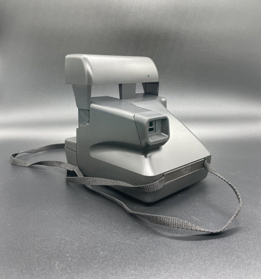 Фотоаппарат "Polaroid 636 Close Up" в оригинальной сумке-чехле и инструкцией, предприятие "Светозор", Polaroid