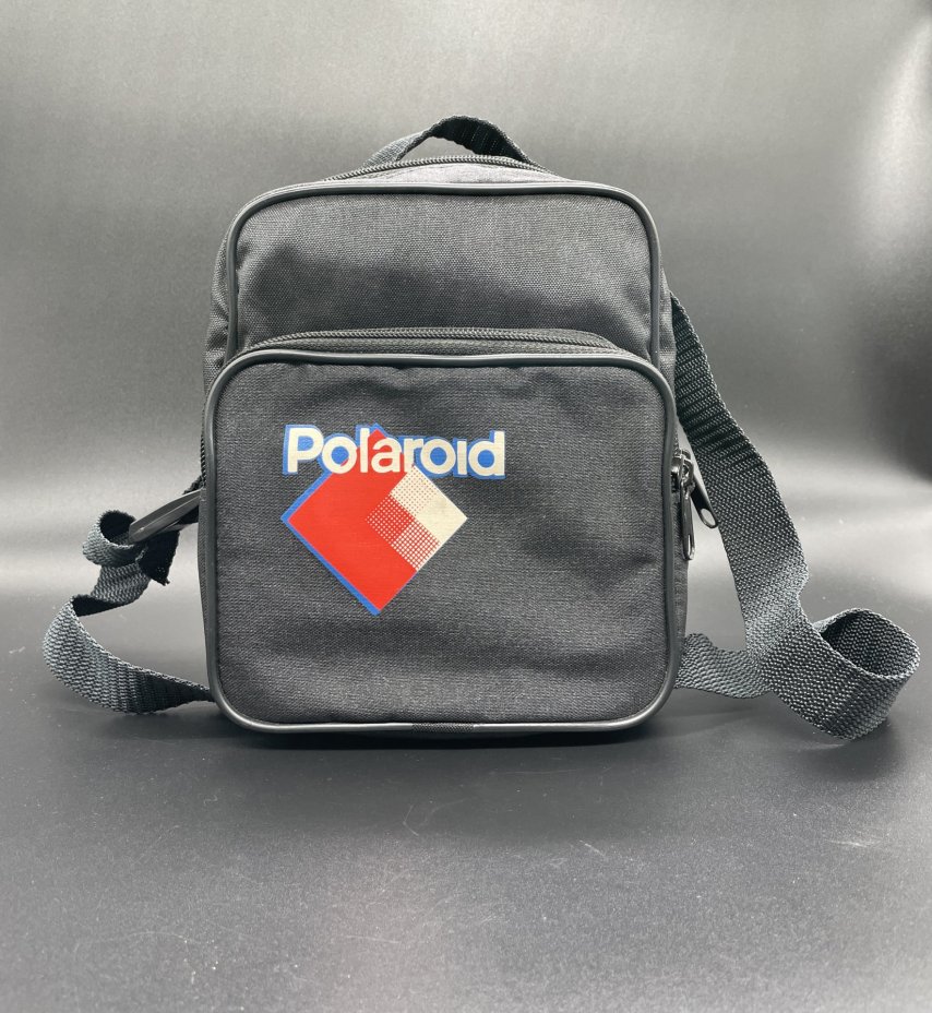Фотоаппарат "Polaroid 636 Close Up" в оригинальной сумке-чехле и инструкцией, предприятие "Светозор", Polaroid