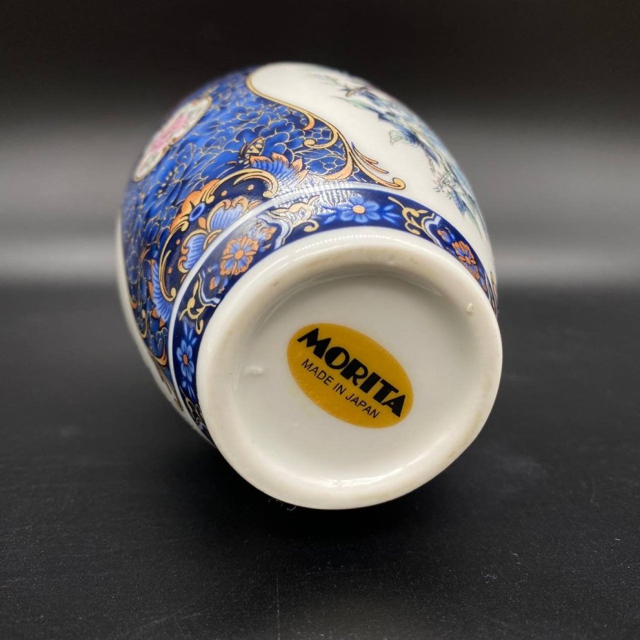 Ваза, Morita