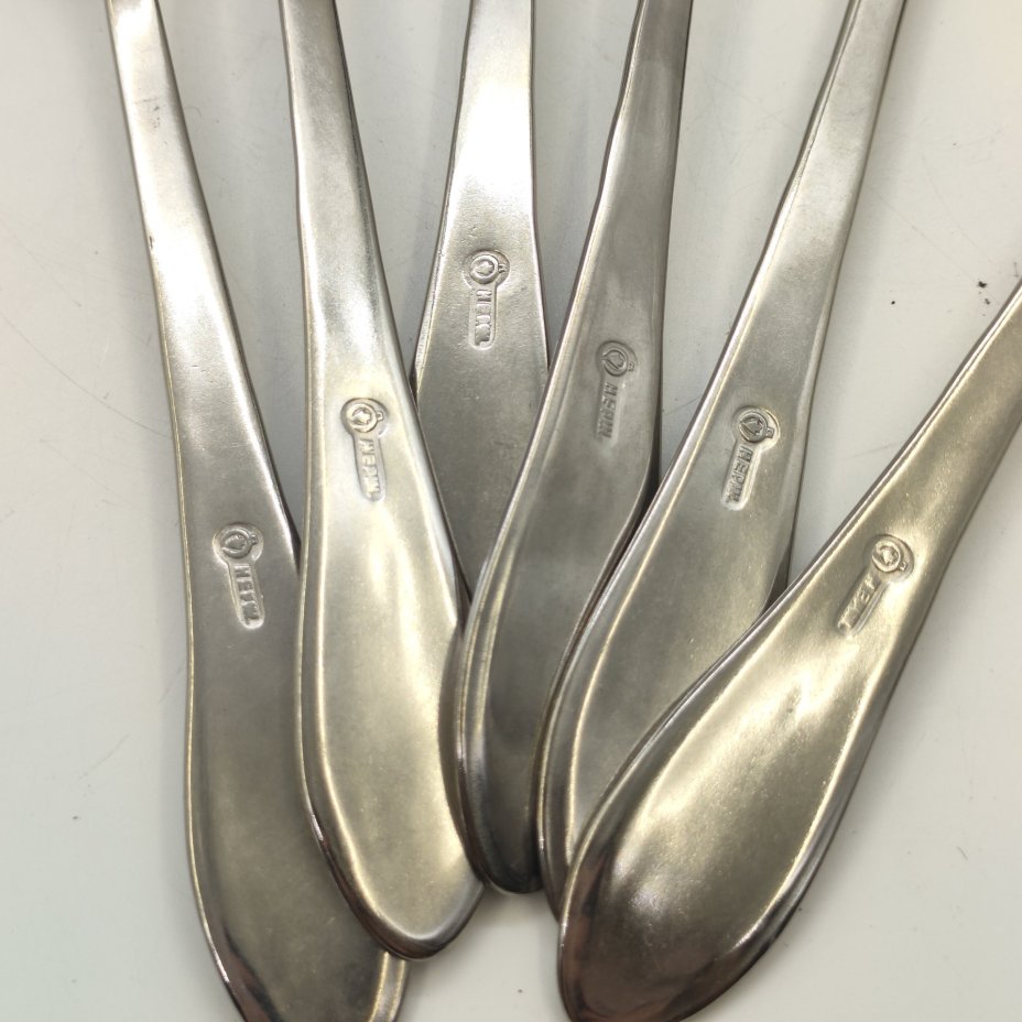 Набор из 6-ти столовых ложек, украшенных растительным декором, нержавеющая сталь, Павловский завод художественных металлоизделий им. С.М. Кирова