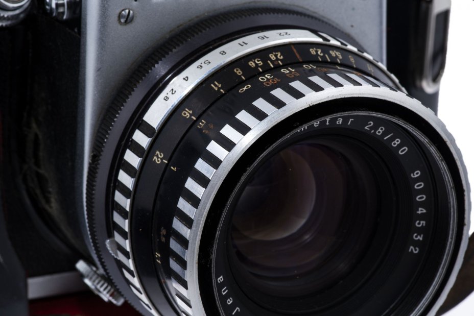 Фотоаппарат "Pentacon six TL" с объективом "Carl Zeiss Biometar 2.8/80" и набором аксессуаров, металл, фирма "VEB Pentacon Dresden", ГДР, 1966-1990 гг, Pentacon