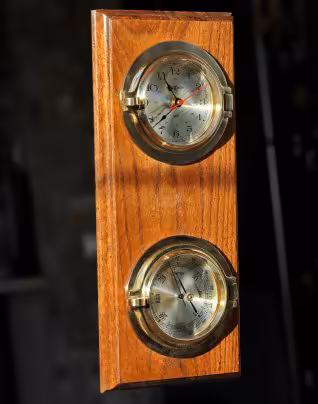 Часы корабельные с барометром, Howard Miller Clock Company