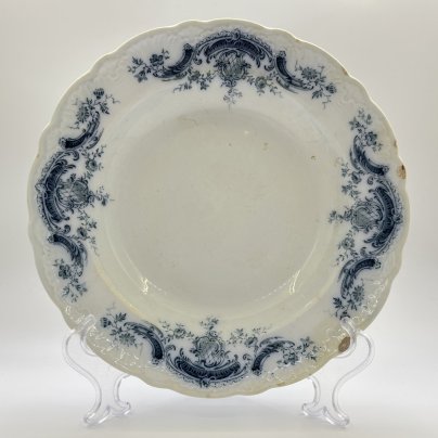 Тарелка суповая c флористическим декором, фаянс, деколь, Villeroy & Boch, Германия, 1874-1909 гг.