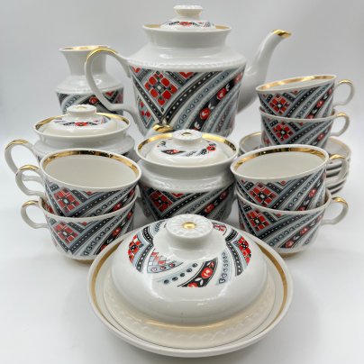 Сервиз чайный на 6 персон (17 предметов), фарфор, крытье, золочение, Тернопольский фарфоровый завод, СССР, 1975-1991 гг.