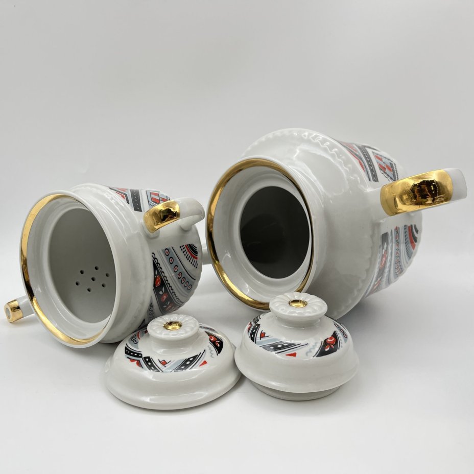 Сервиз чайный на 6 персон (17 предметов), фарфор, крытье, золочение, Тернопольский фарфоровый завод, СССР, 1975-1991 гг.