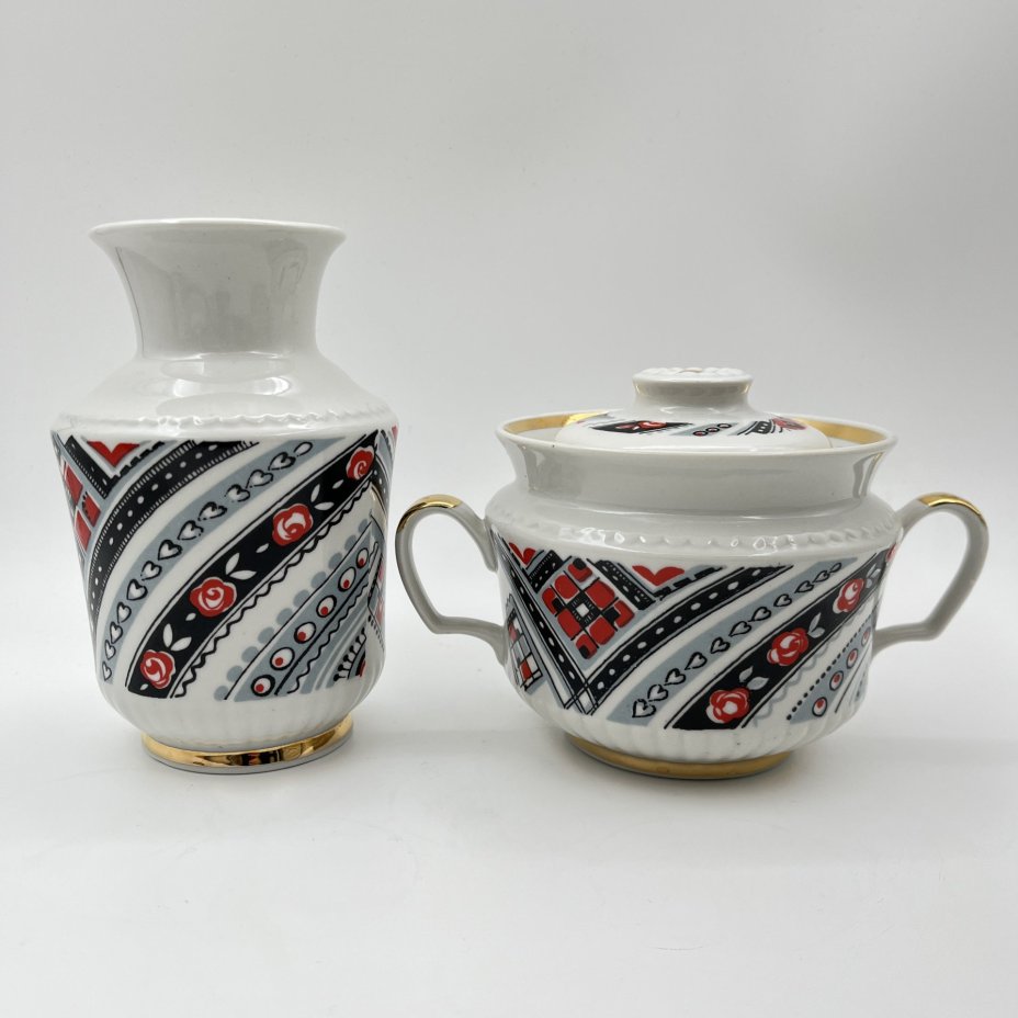 Сервиз чайный на 6 персон (17 предметов), фарфор, крытье, золочение, Тернопольский фарфоровый завод, СССР, 1975-1991 гг.