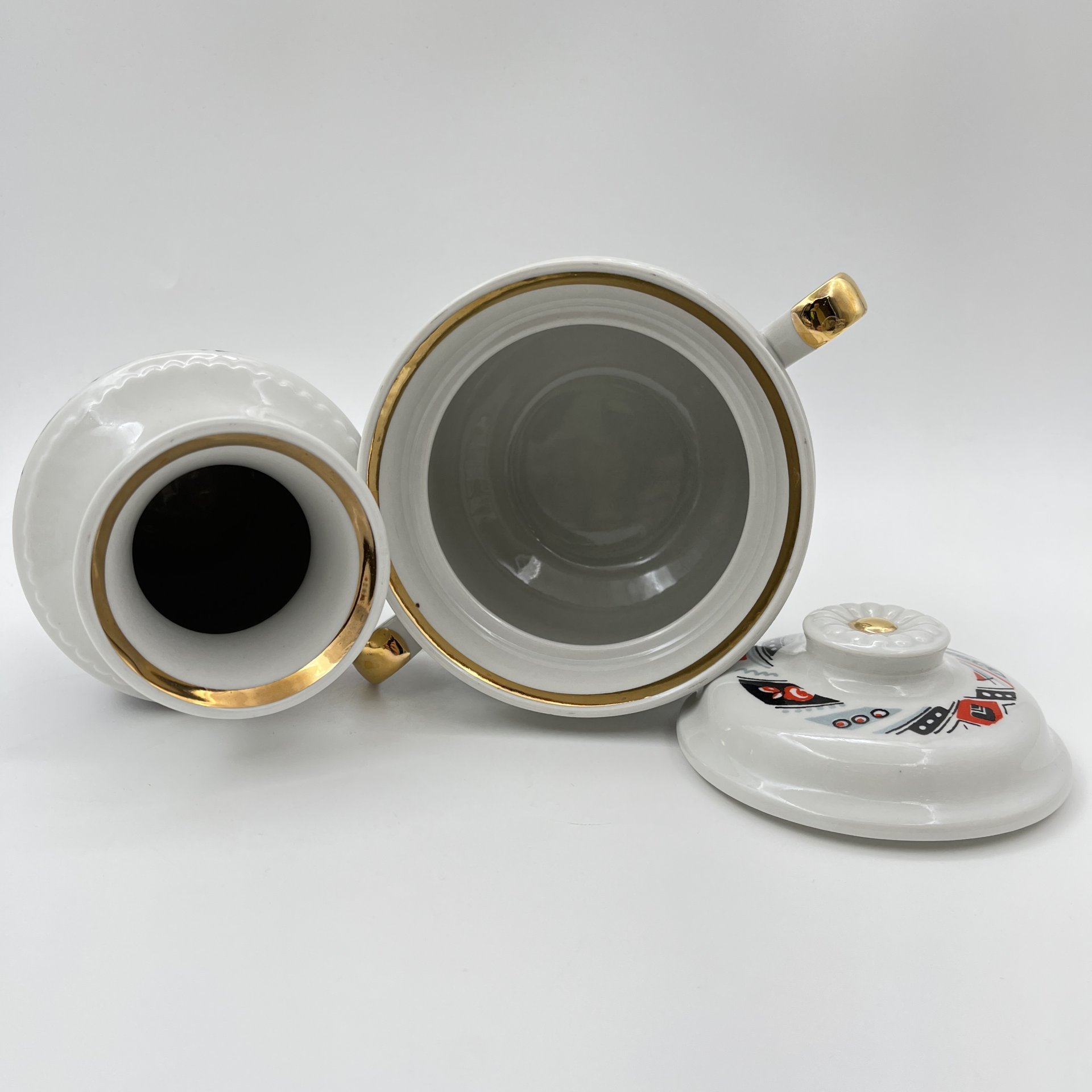 Сервиз чайный на 6 персон (17 предметов), фарфор, крытье, золочение, Тернопольский фарфоровый завод, СССР, 1975-1991 гг.