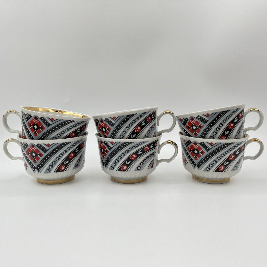 Сервиз чайный на 6 персон (17 предметов), фарфор, крытье, золочение, Тернопольский фарфоровый завод, СССР, 1975-1991 гг.