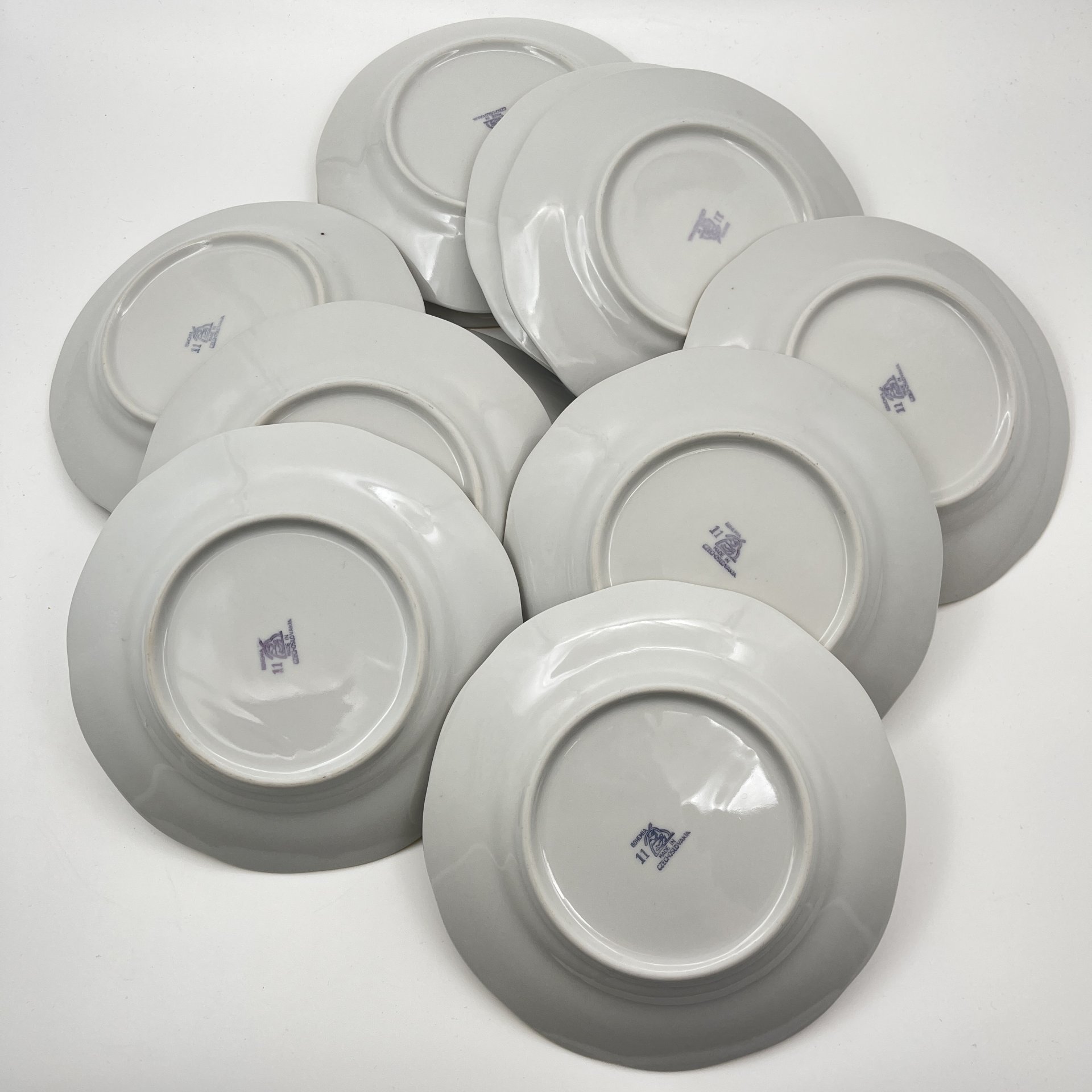 Набор из 11-ти десертных тарелок с цветочным декором, фарфор, деколь, золочение, Bohemia (Neurohlau), Чехословакия, 1970-1990 гг.