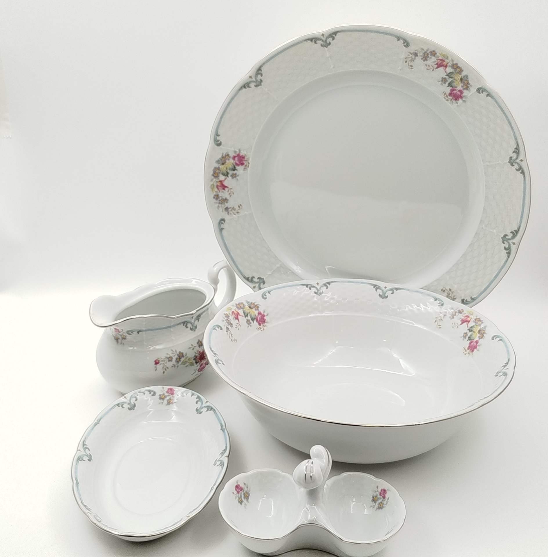 Набор сервировочный с цветочным декором (5 предметов), фарфор, деколь, Thun (Тун), Чехия, 2000-2020 гг.