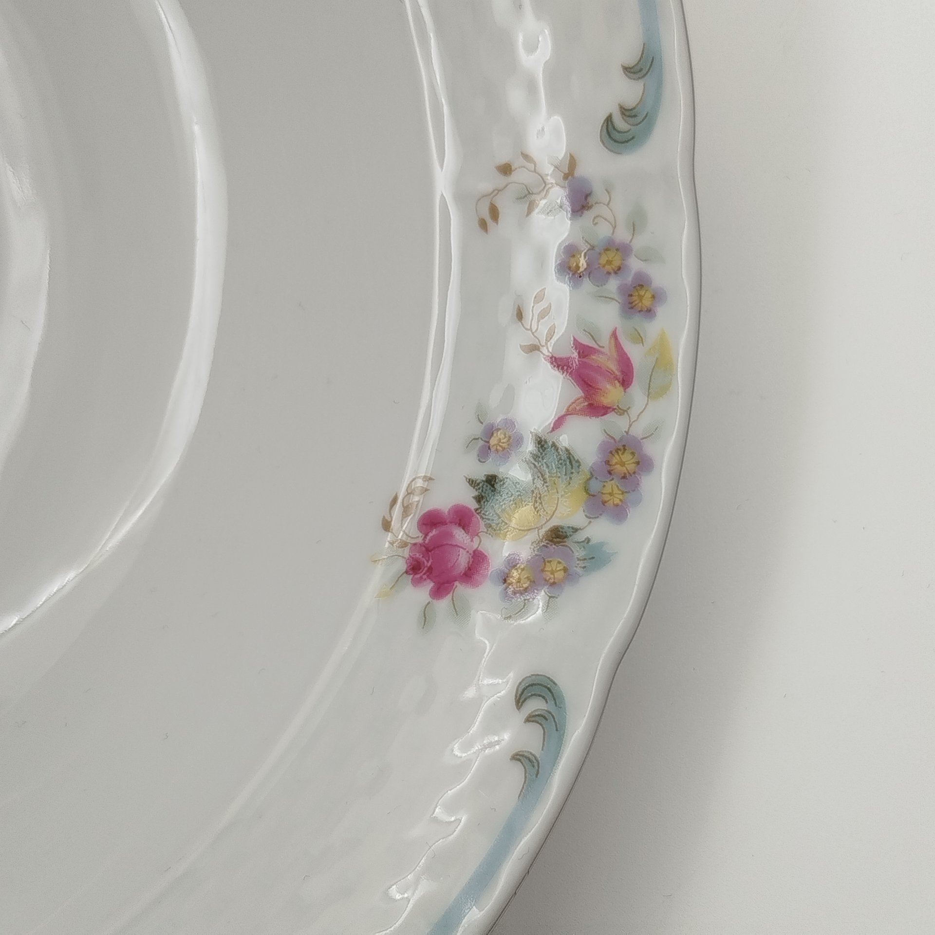 Набор сервировочный с цветочным декором (5 предметов), фарфор, деколь, Thun (Тун), Чехия, 2000-2020 гг.