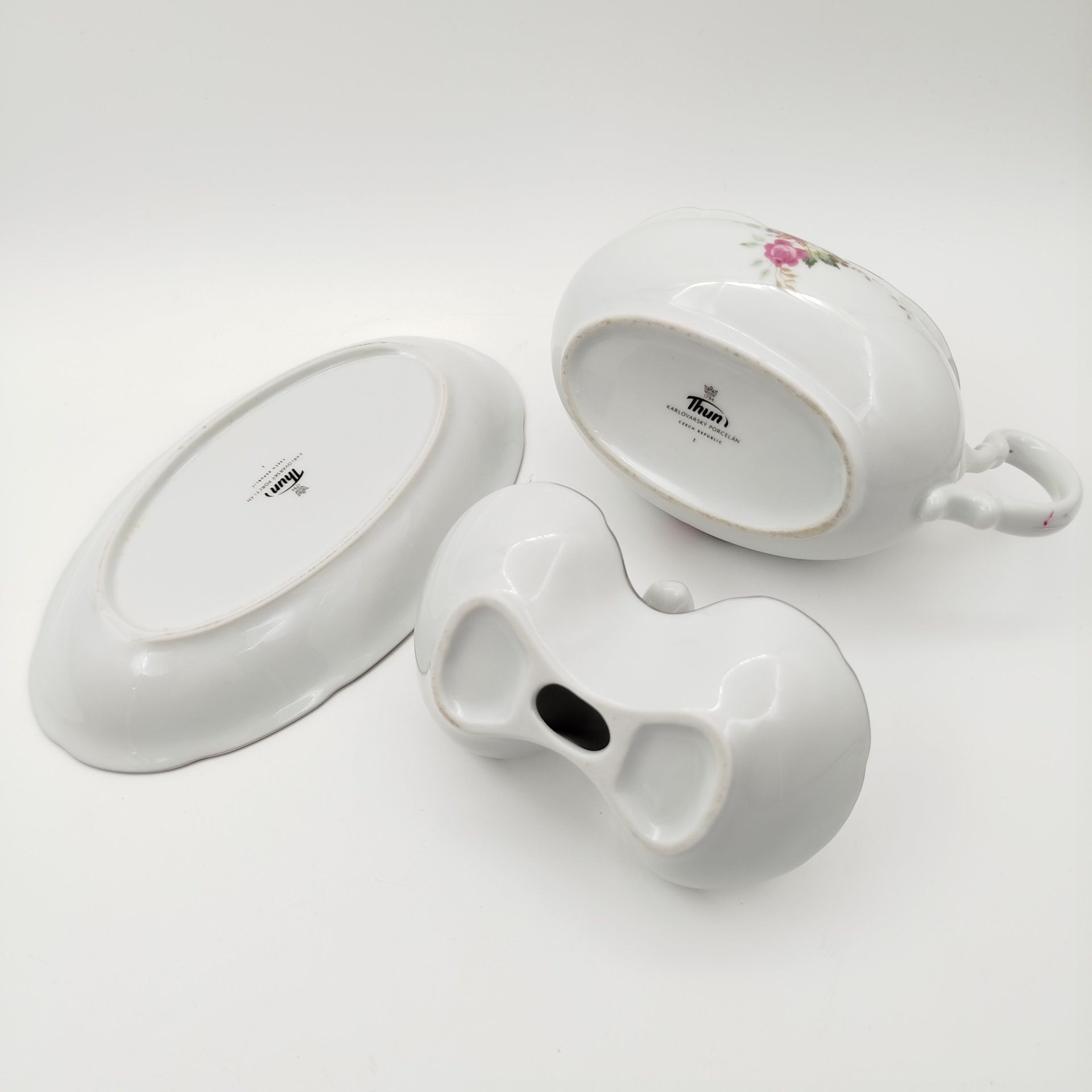 Набор сервировочный с цветочным декором (5 предметов), фарфор, деколь, Thun (Тун), Чехия, 2000-2020 гг.