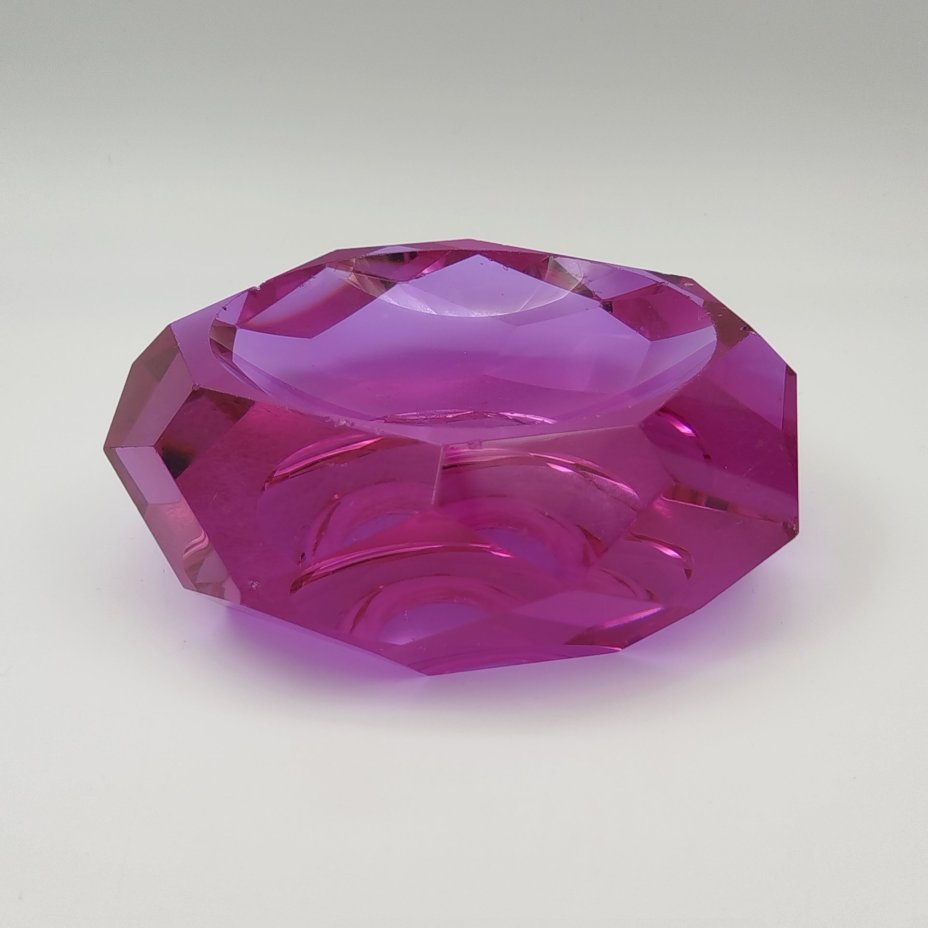 Пепельница, автор Юрген Л.О., стекло, ЛОМО (Ленинградское оптико-механическое объединение), СССР, 1960-1990 гг.