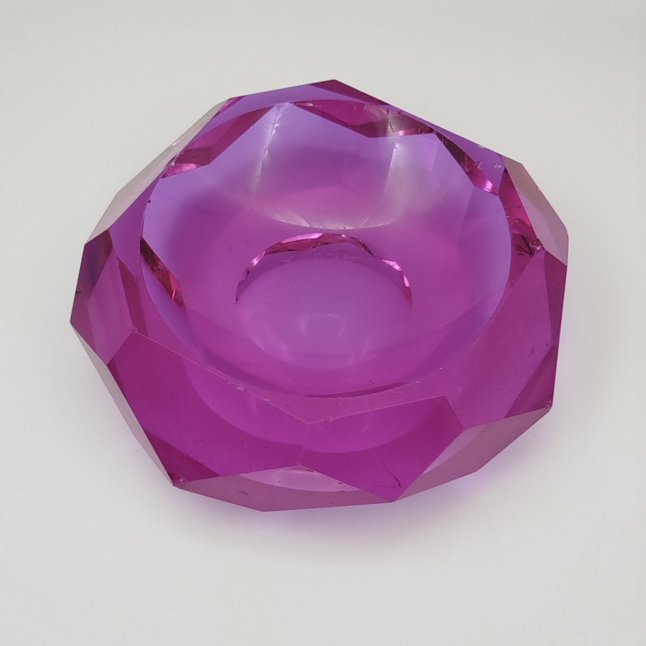 Пепельница, автор Юрген Л.О., стекло, ЛОМО (Ленинградское оптико-механическое объединение), СССР, 1960-1990 гг.