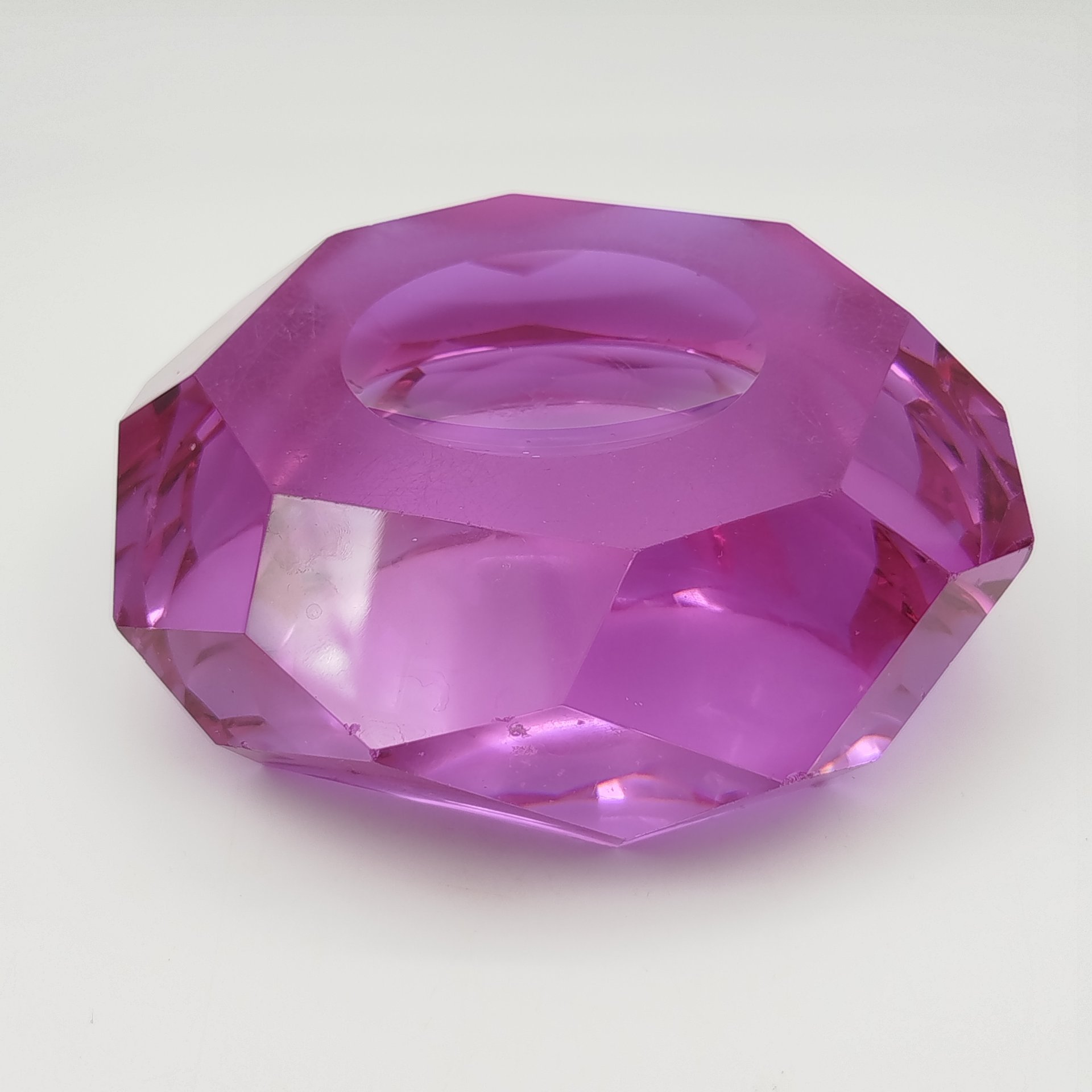 Пепельница, автор Юрген Л.О., стекло, ЛОМО (Ленинградское оптико-механическое объединение), СССР, 1960-1990 гг.